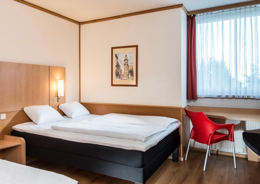 Ibis Hotel Eisenach Exteriör bild